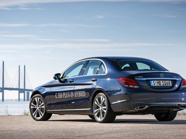 Mercedes-Benz C-Class W205 фото