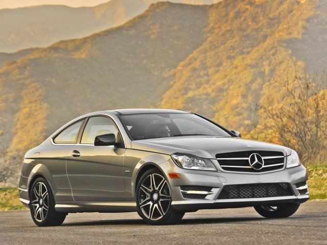 Mercedes-Benz C-Class фото