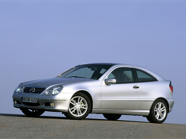 Mercedes-Benz C-Class фото