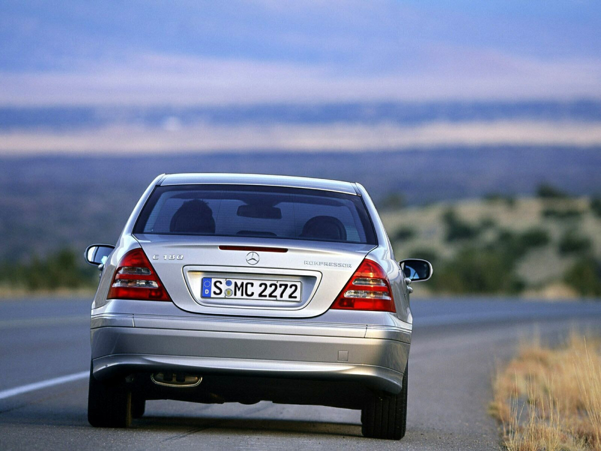 Mercedes-Benz C-Class фото 10942