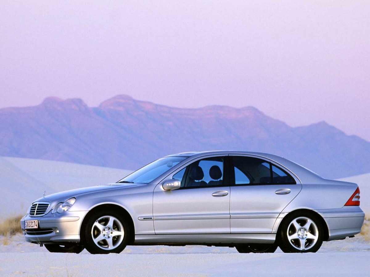 Mercedes-Benz C-Class фото 10962