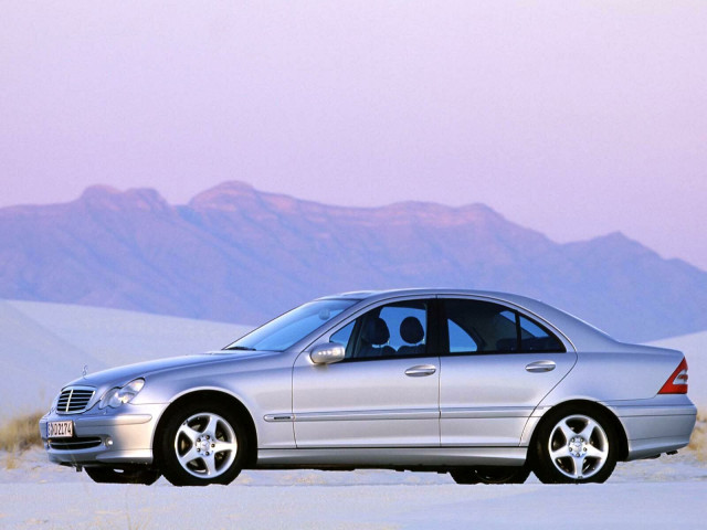 Mercedes-Benz C-Class фото