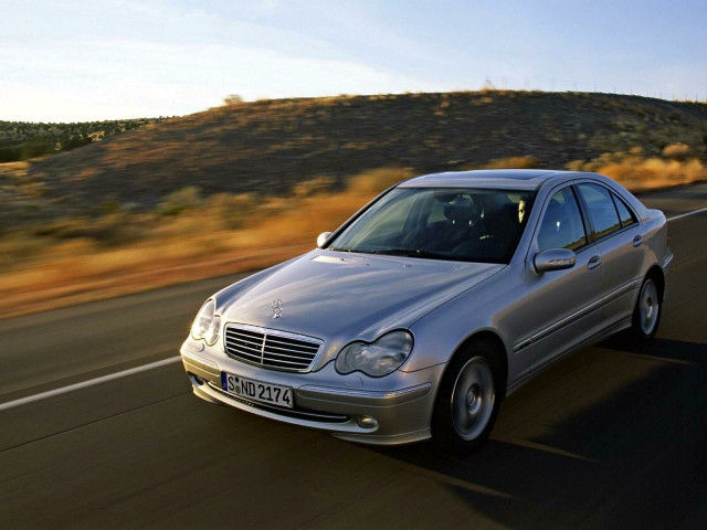 Mercedes-Benz C-Class фото