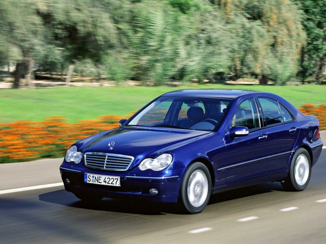 Mercedes-Benz C-Class фото