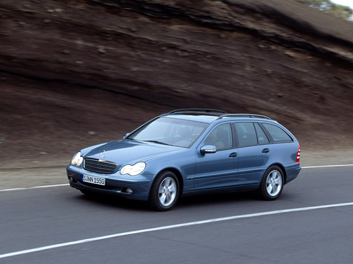 Mercedes-Benz C-Class фото 10976