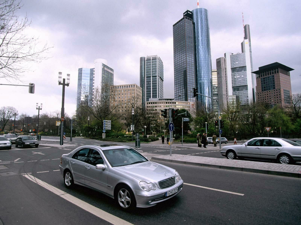 Mercedes-Benz C-Class фото 10993