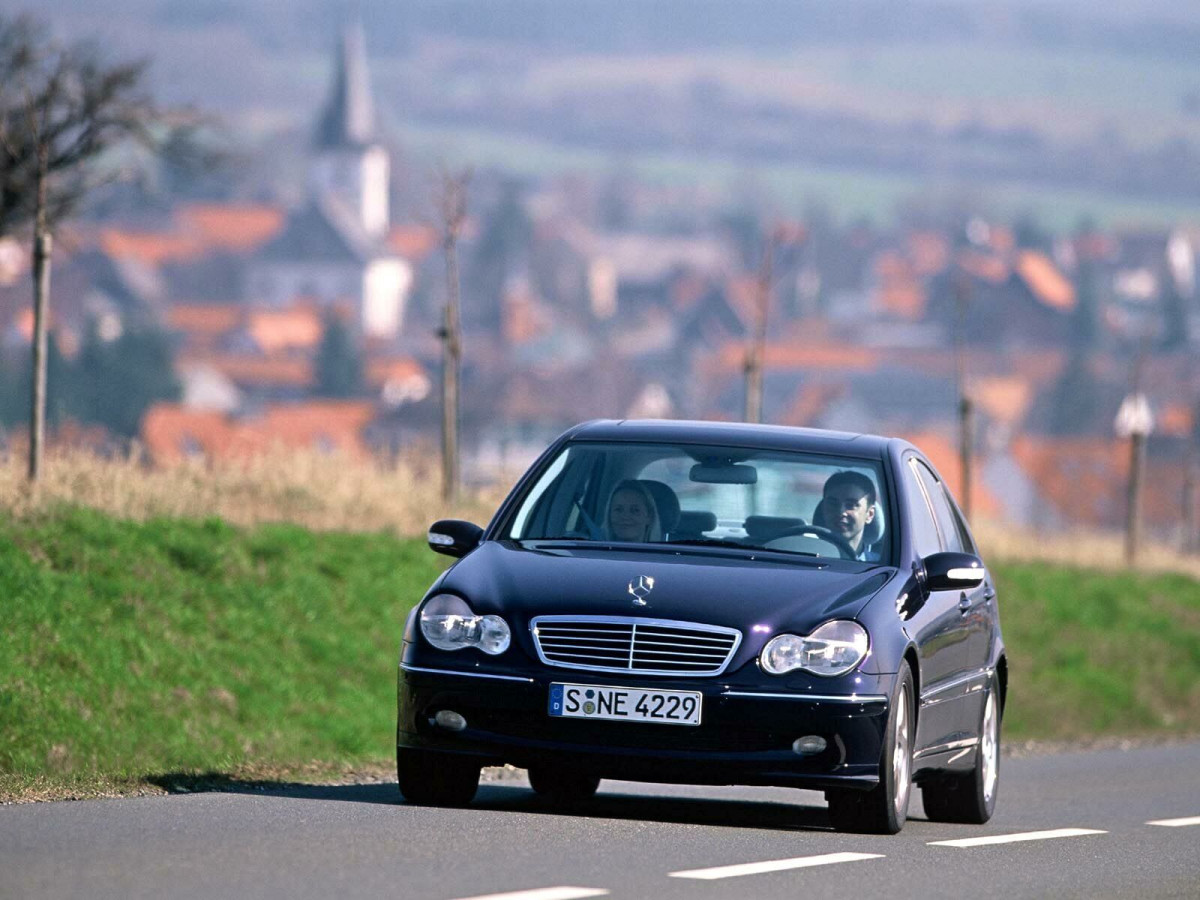 Mercedes-Benz C-Class фото 10998