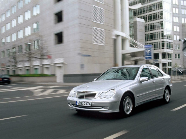 Mercedes-Benz C-Class фото