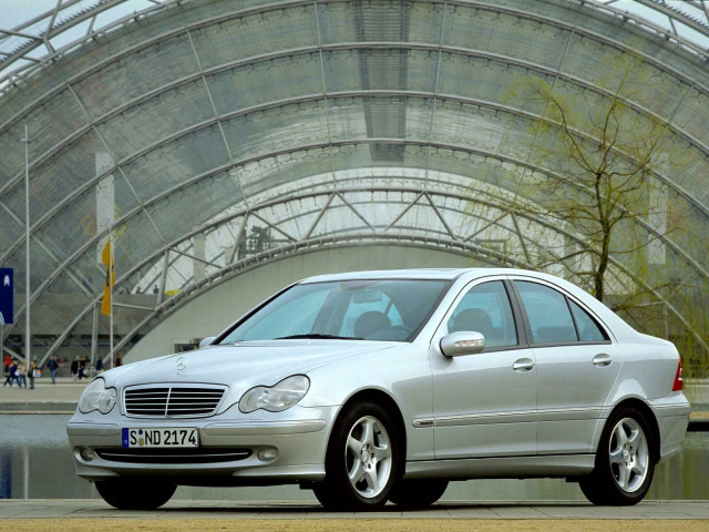 Mercedes-Benz C-Class фото