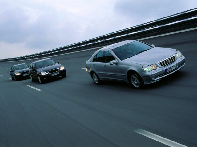 Mercedes-Benz C-Class фото