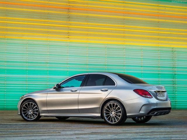 Mercedes-Benz C-Class фото