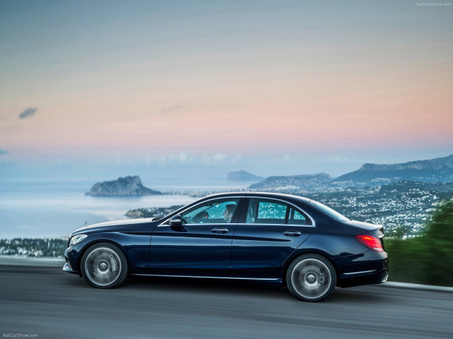 Mercedes-Benz C-Class фото