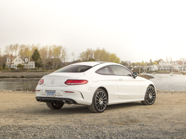 Mercedes-Benz C-Class фото