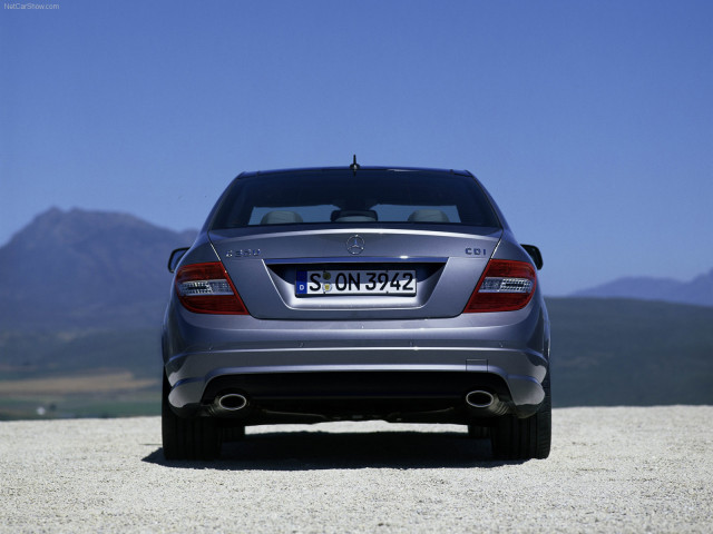 Mercedes-Benz C-Class фото