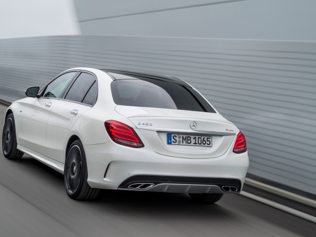 Mercedes-Benz C450 AMG фото