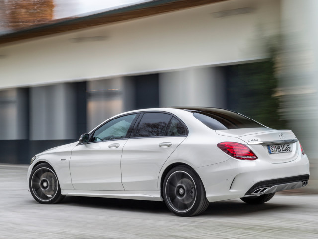 Mercedes-Benz C450 AMG фото