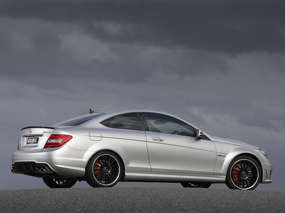 Mercedes-Benz C63 AMG Coupe фото 100081