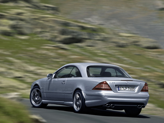 Mercedes-Benz CL AMG фото