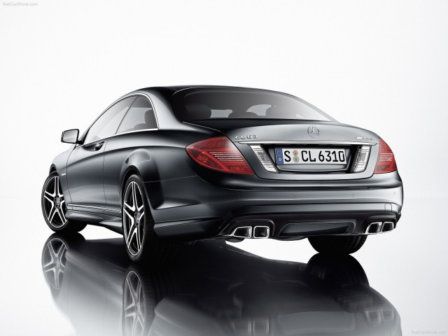 Mercedes-Benz CL63 AMG фото