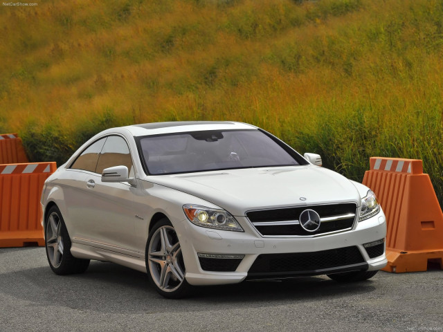 Mercedes-Benz CL63 AMG фото