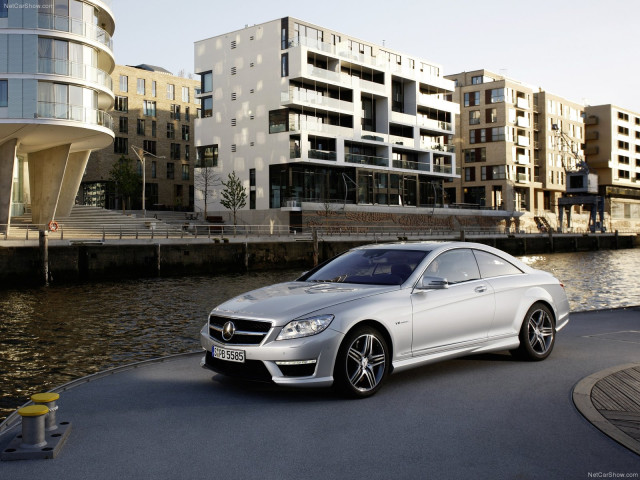 Mercedes-Benz CL63 AMG фото