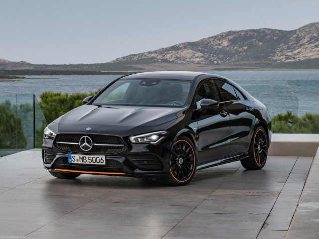 Mercedes-Benz CLA фото