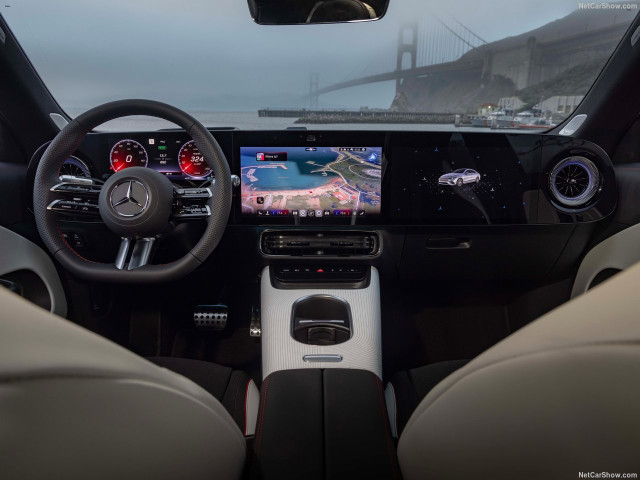 Mercedes-Benz CLA фото