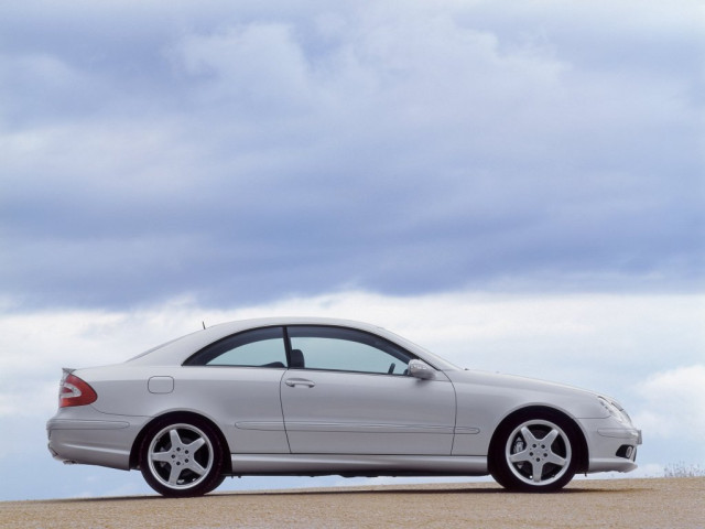 Mercedes-Benz CLK AMG фото