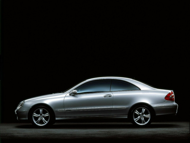 Mercedes-Benz CLK-Class W209 фото