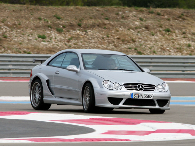 Mercedes-Benz CLK DTM AMG фото