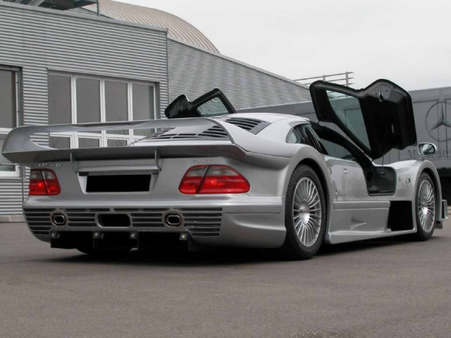 Mercedes-Benz CLK GTR фото