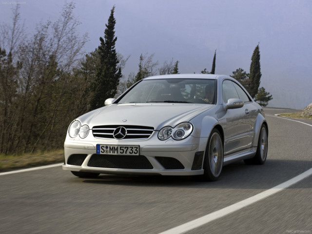 Mercedes-Benz CLK63 AMG Black Series фото