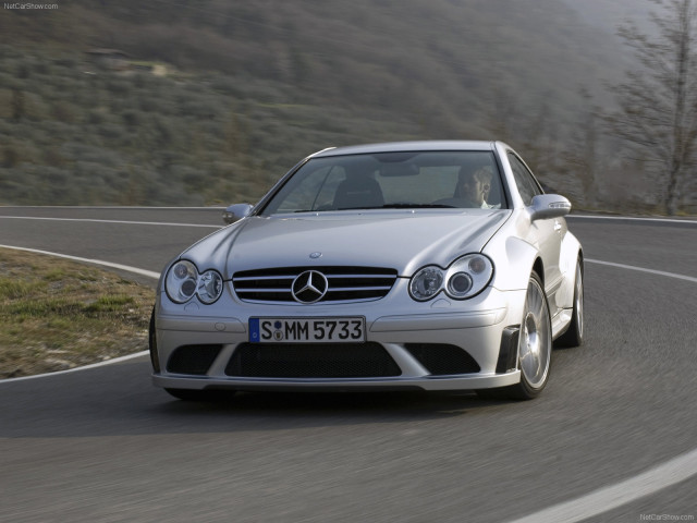 Mercedes-Benz CLK63 AMG Black Series фото