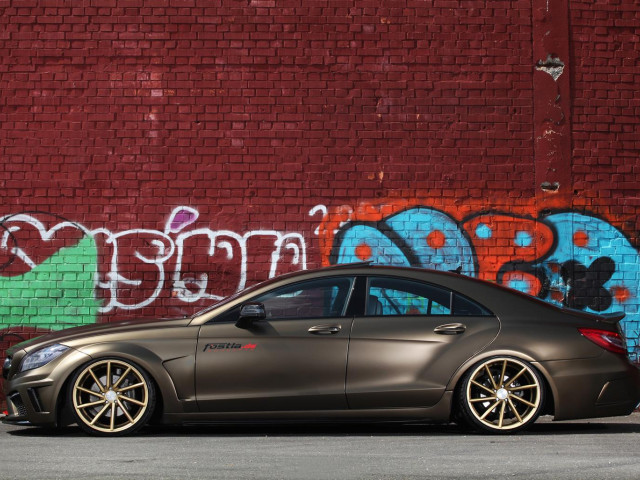 Mercedes-Benz CLS фото