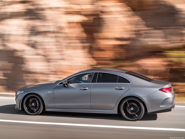 Mercedes-Benz CLS фото