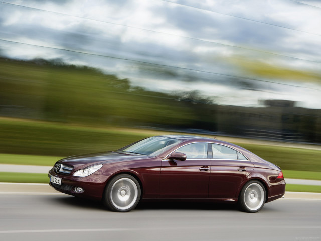 Mercedes-Benz CLS фото