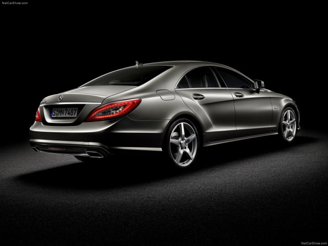 Mercedes-Benz CLS фото