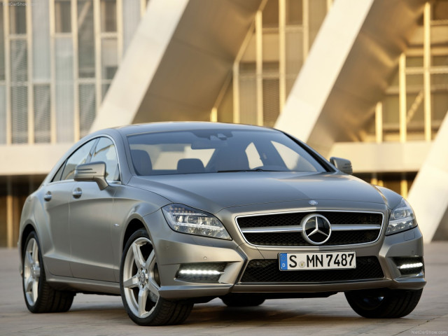 Mercedes-Benz CLS фото