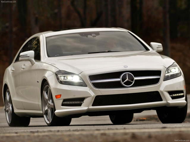 Mercedes-Benz CLS фото