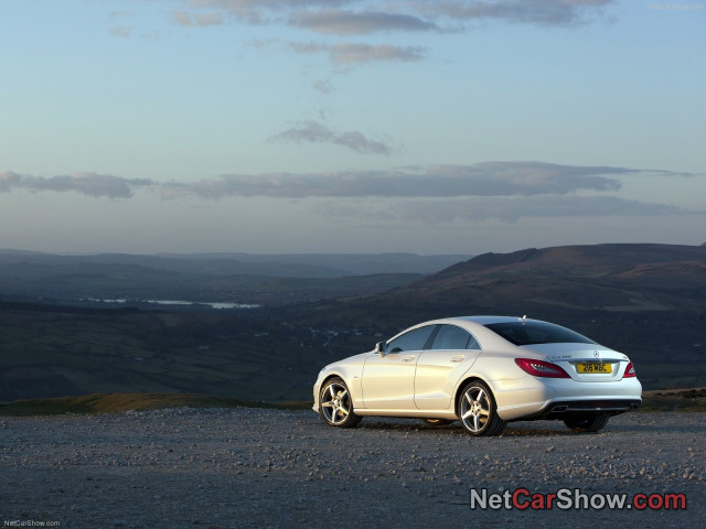 Mercedes-Benz CLS фото