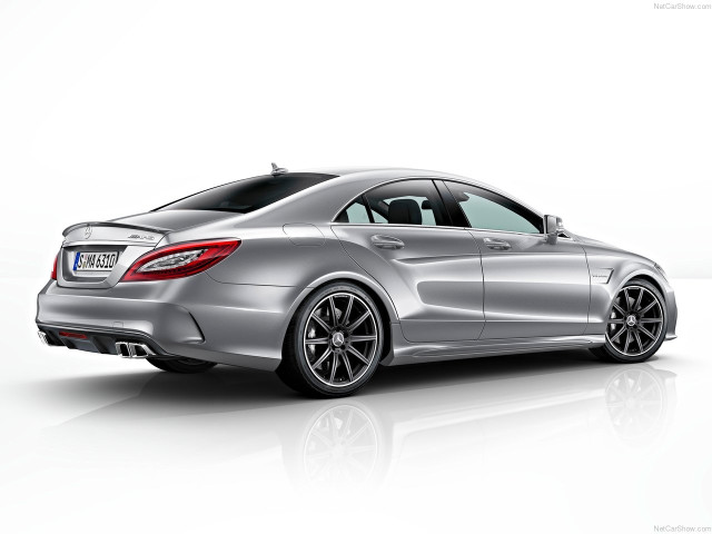 Mercedes-Benz CLS63 AMG фото