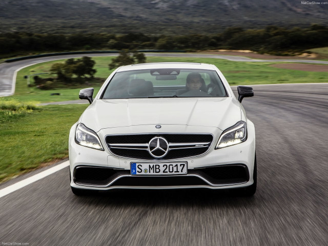 Mercedes-Benz CLS63 AMG фото