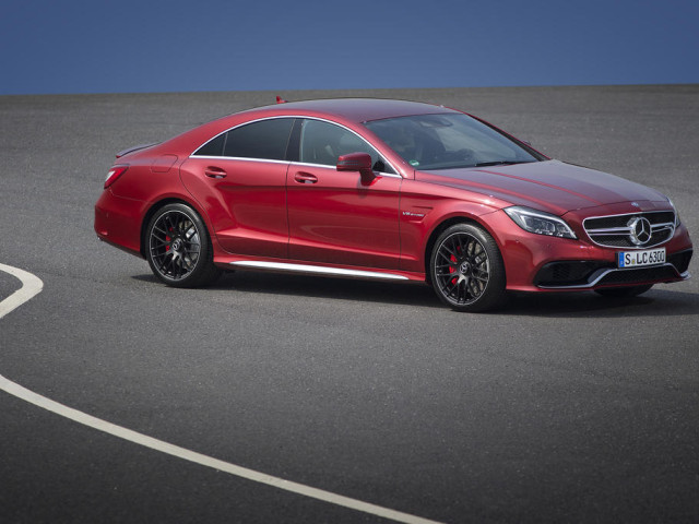 Mercedes-Benz CLS63 AMG фото