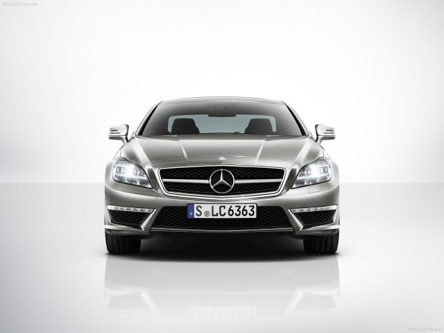 Mercedes-Benz CLS63 AMG фото