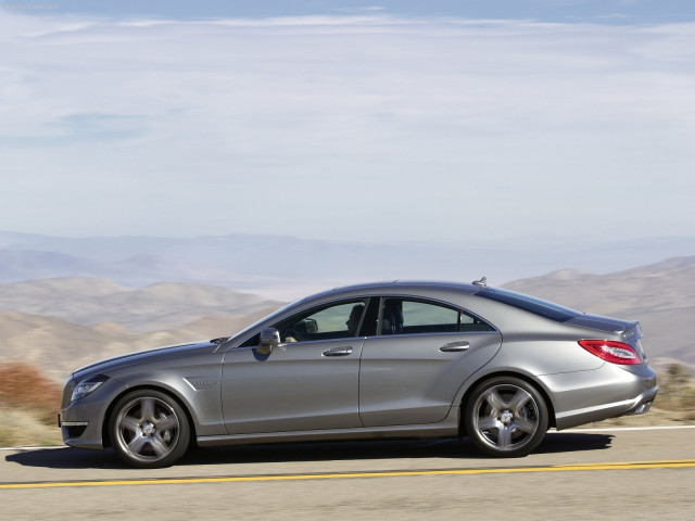 Mercedes-Benz CLS63 AMG фото