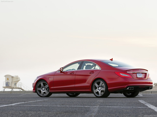 Mercedes-Benz CLS63 AMG фото