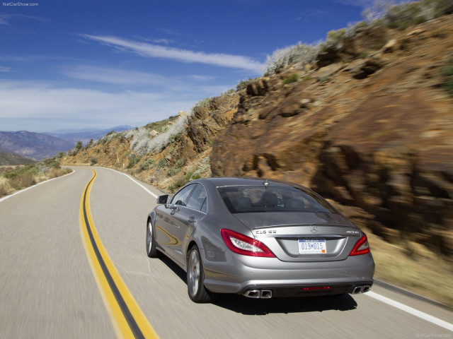 Mercedes-Benz CLS63 AMG фото