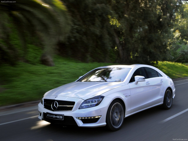 Mercedes-Benz CLS63 AMG фото