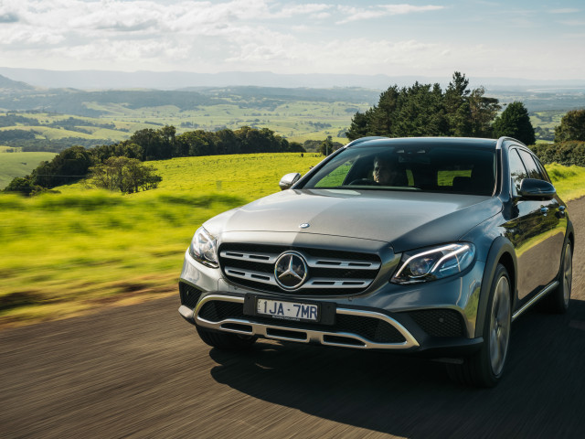 Mercedes-Benz E-Class All-Terrain фото