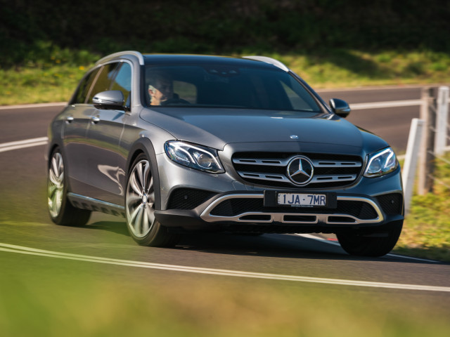 Mercedes-Benz E-Class All-Terrain фото